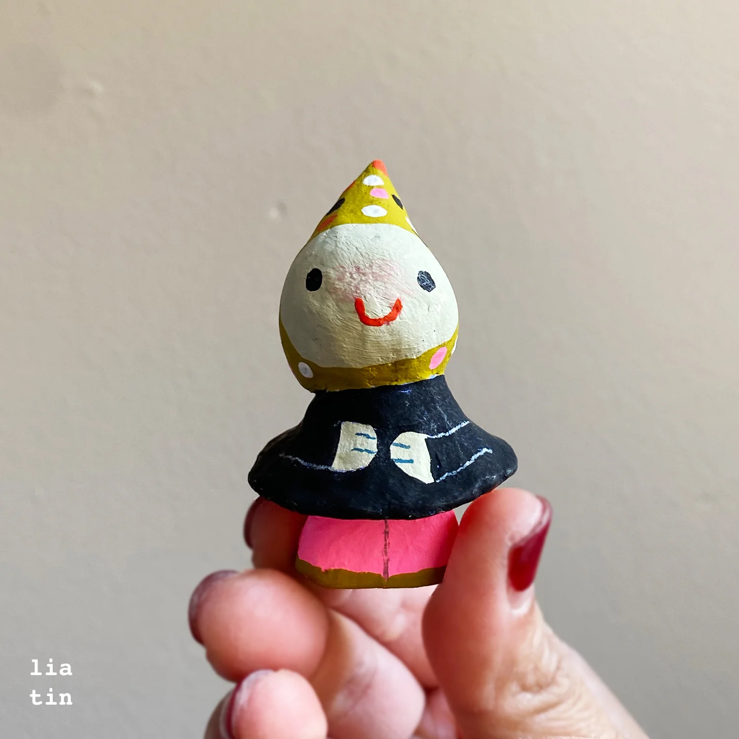 Lia Tin - Dots - Image 2