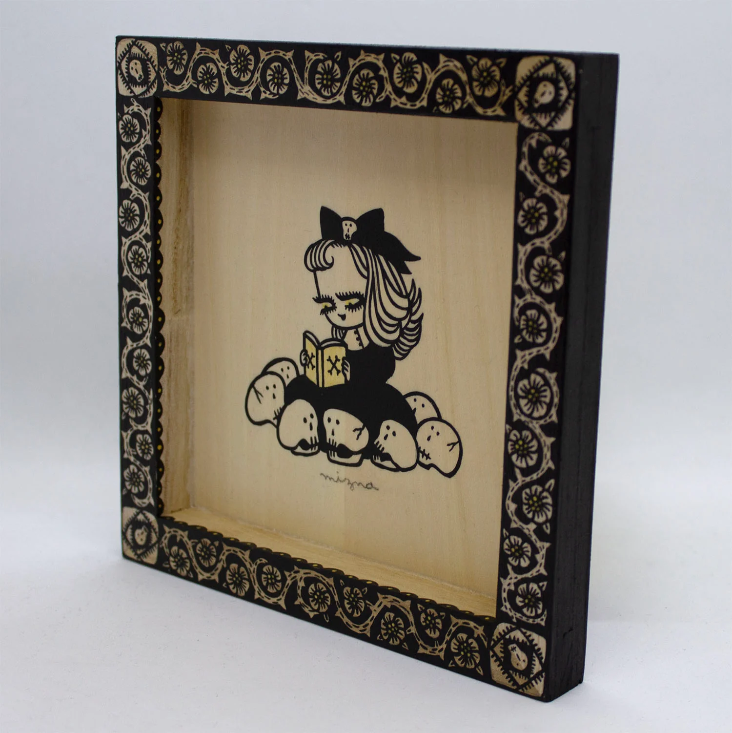 Mizna Wada - Reading Aloud - Image 2