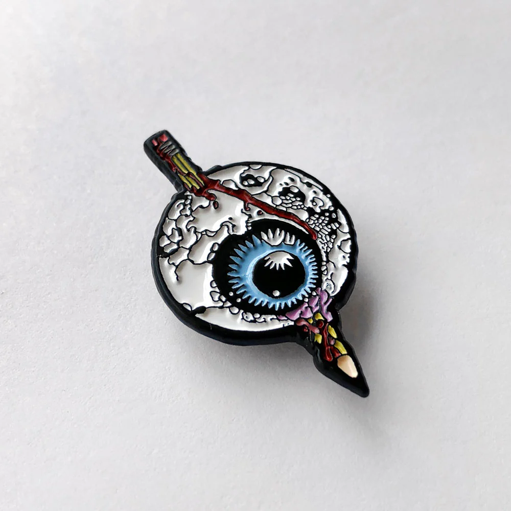 Peach Momoko - Eyeball Pin - Image 2